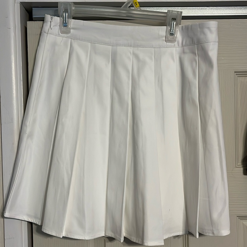 Pleated skirt by SHEIN